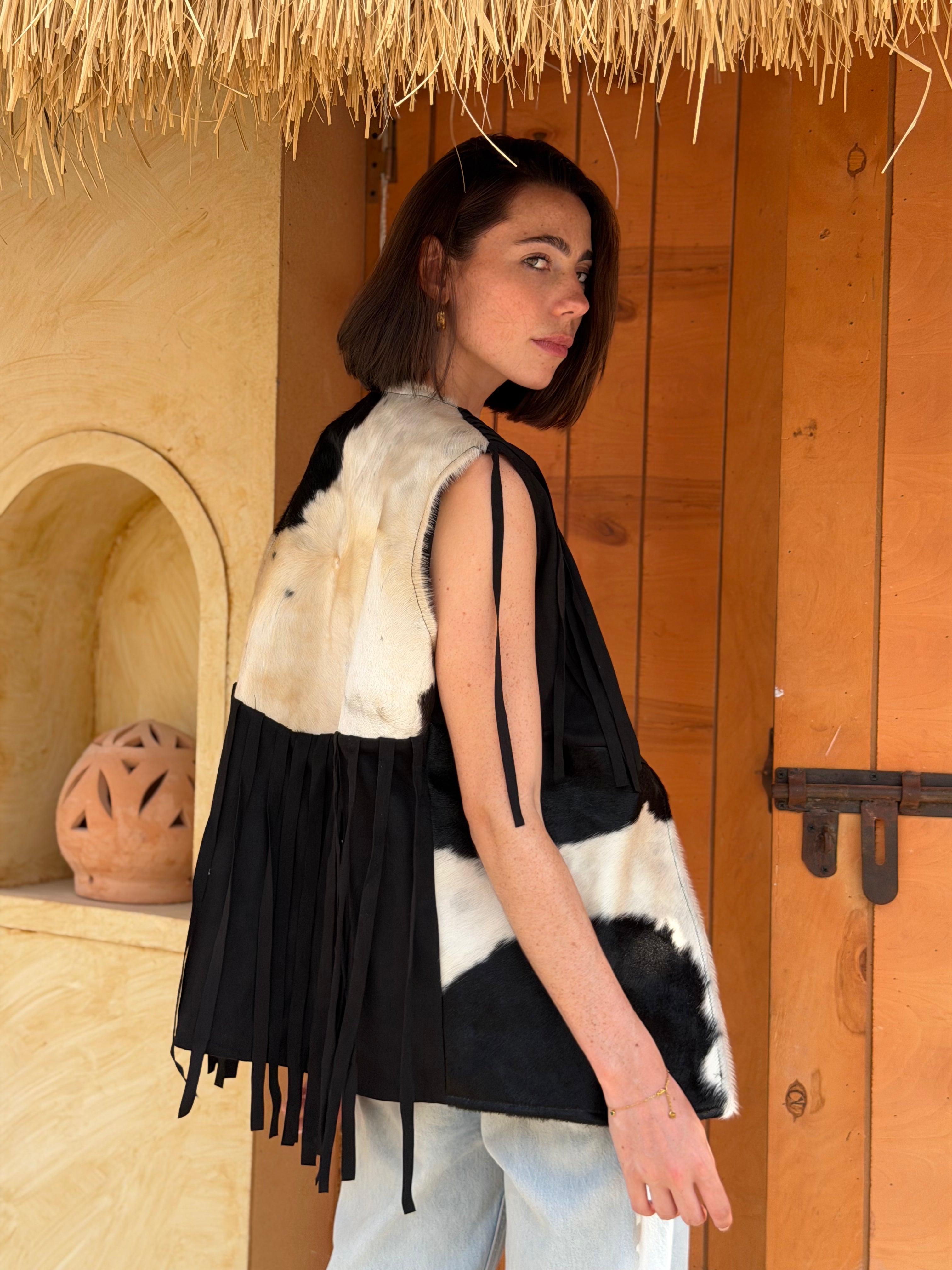 Velura Vest – Natural Cow Leather ( PATTERN 1 )