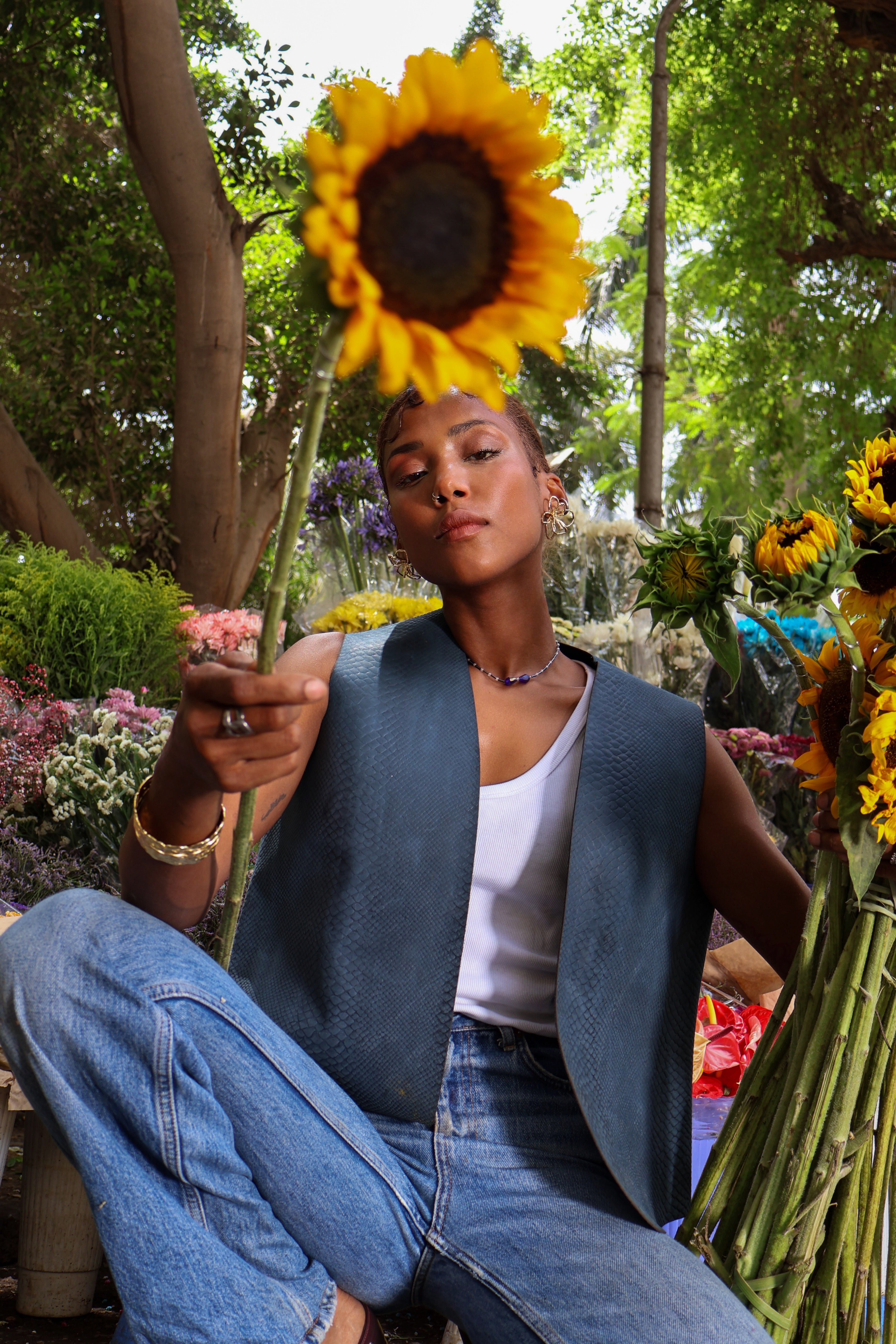 The Jazi Vest in Petrol Blue