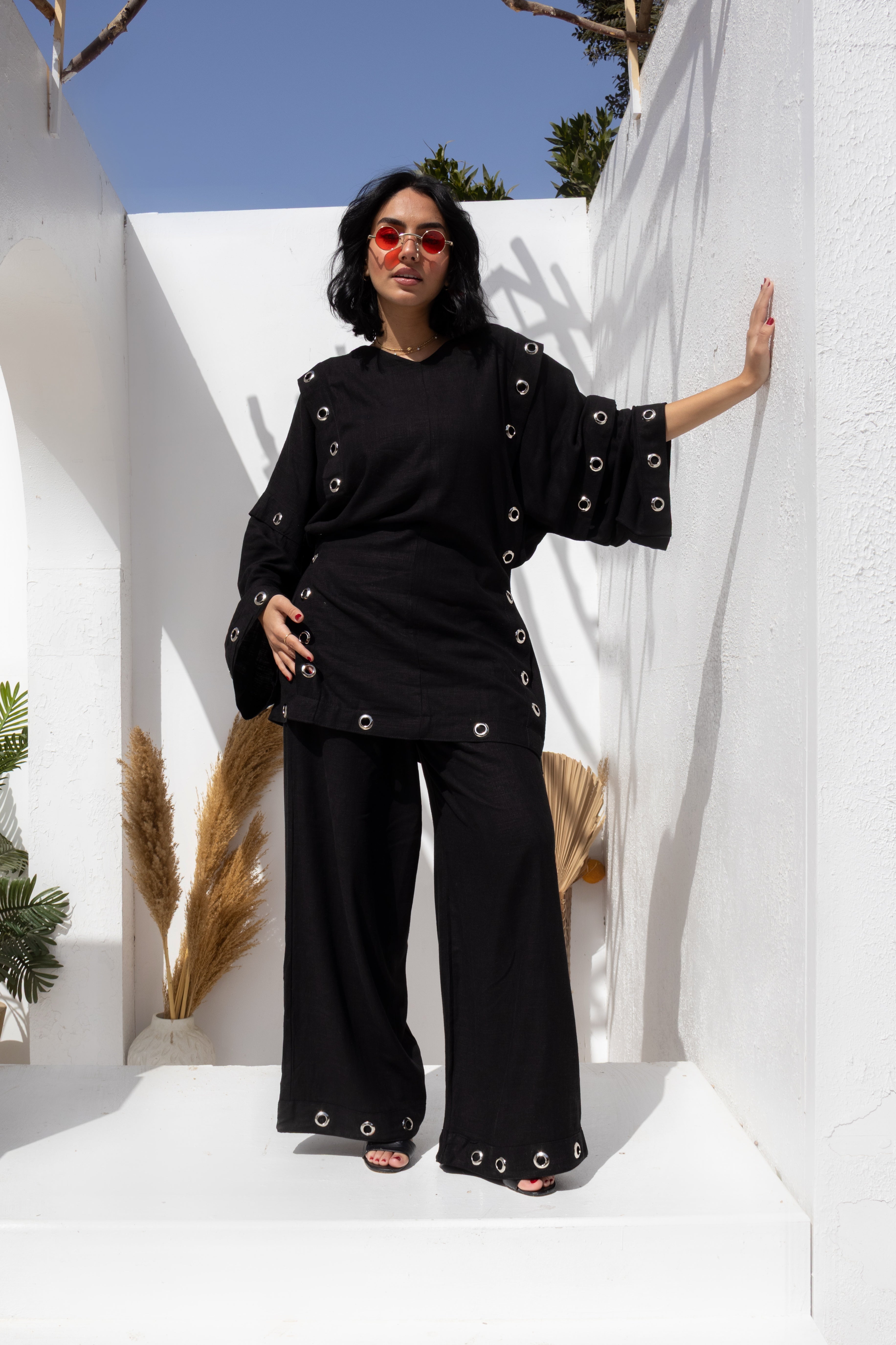 Black Qammar Set - BerriessDesigns