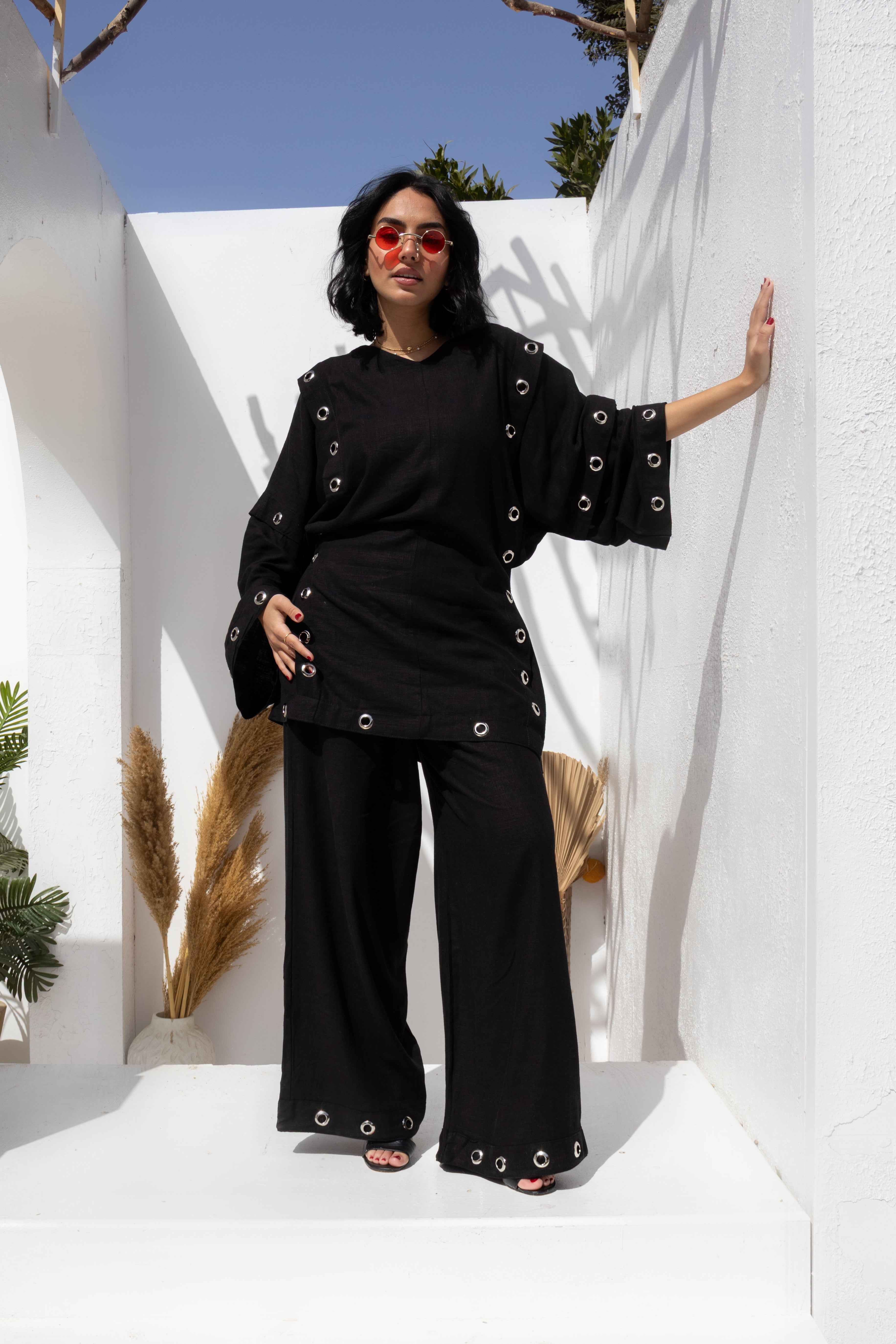 Black Qammar Set - BerriessDesigns