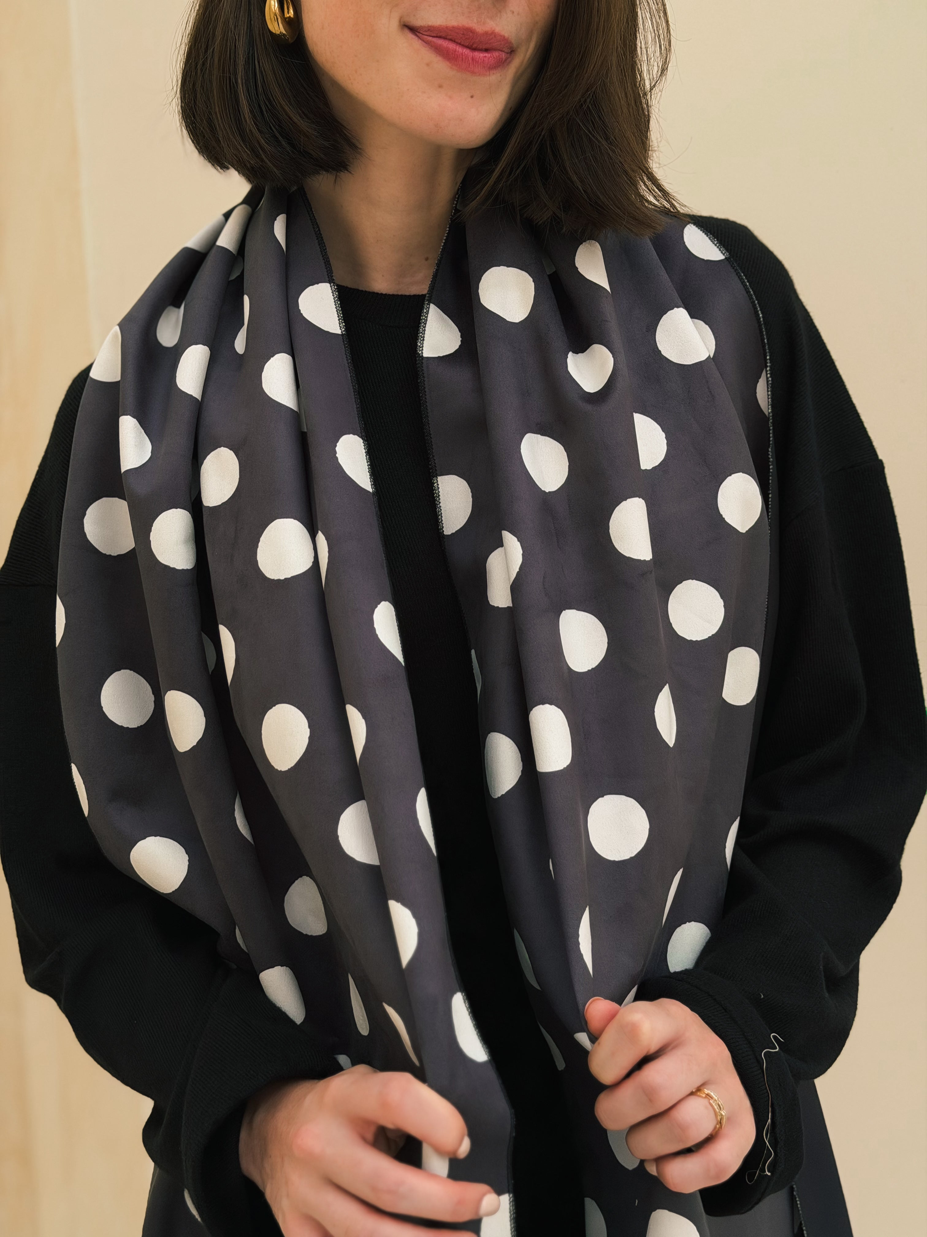 Dots Scarf - BerriessDesigns