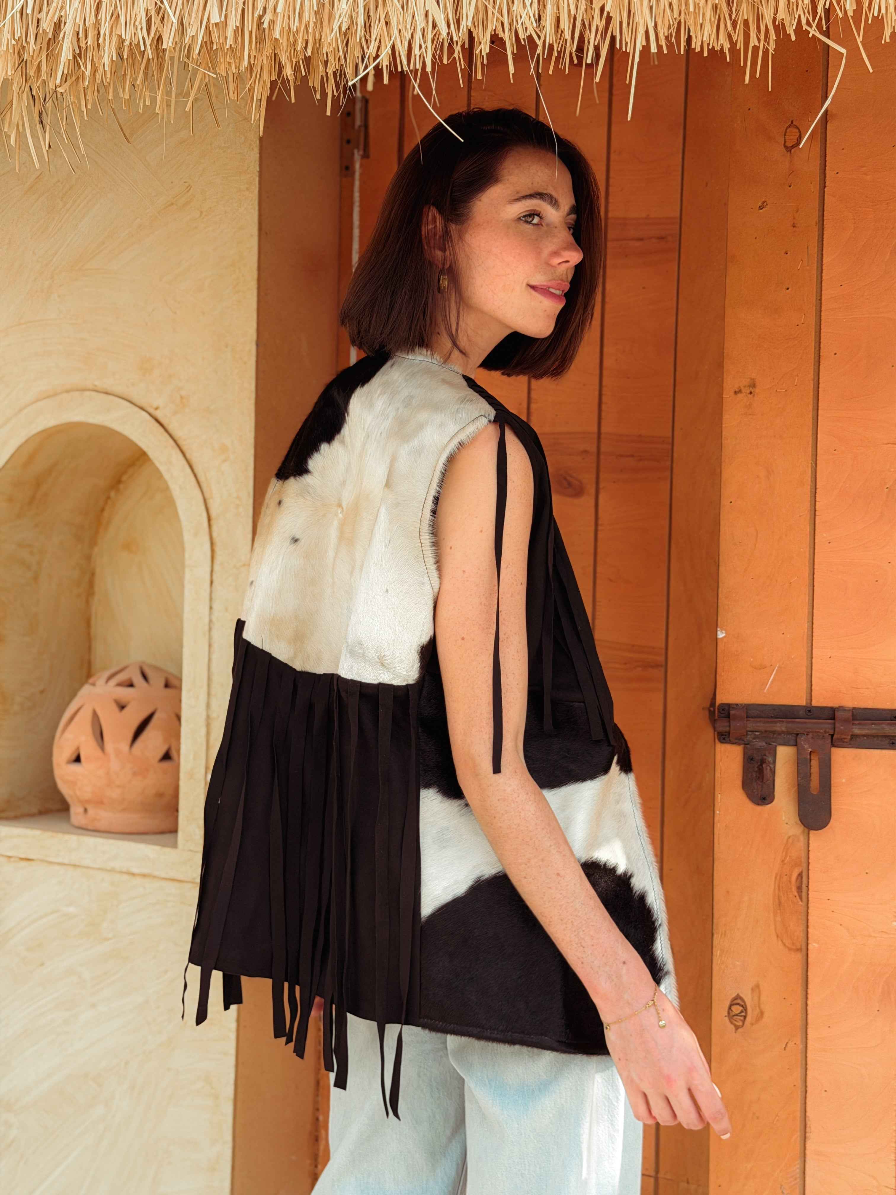 Velura Vest – Natural Cow Leather ( PATTERN 1 )