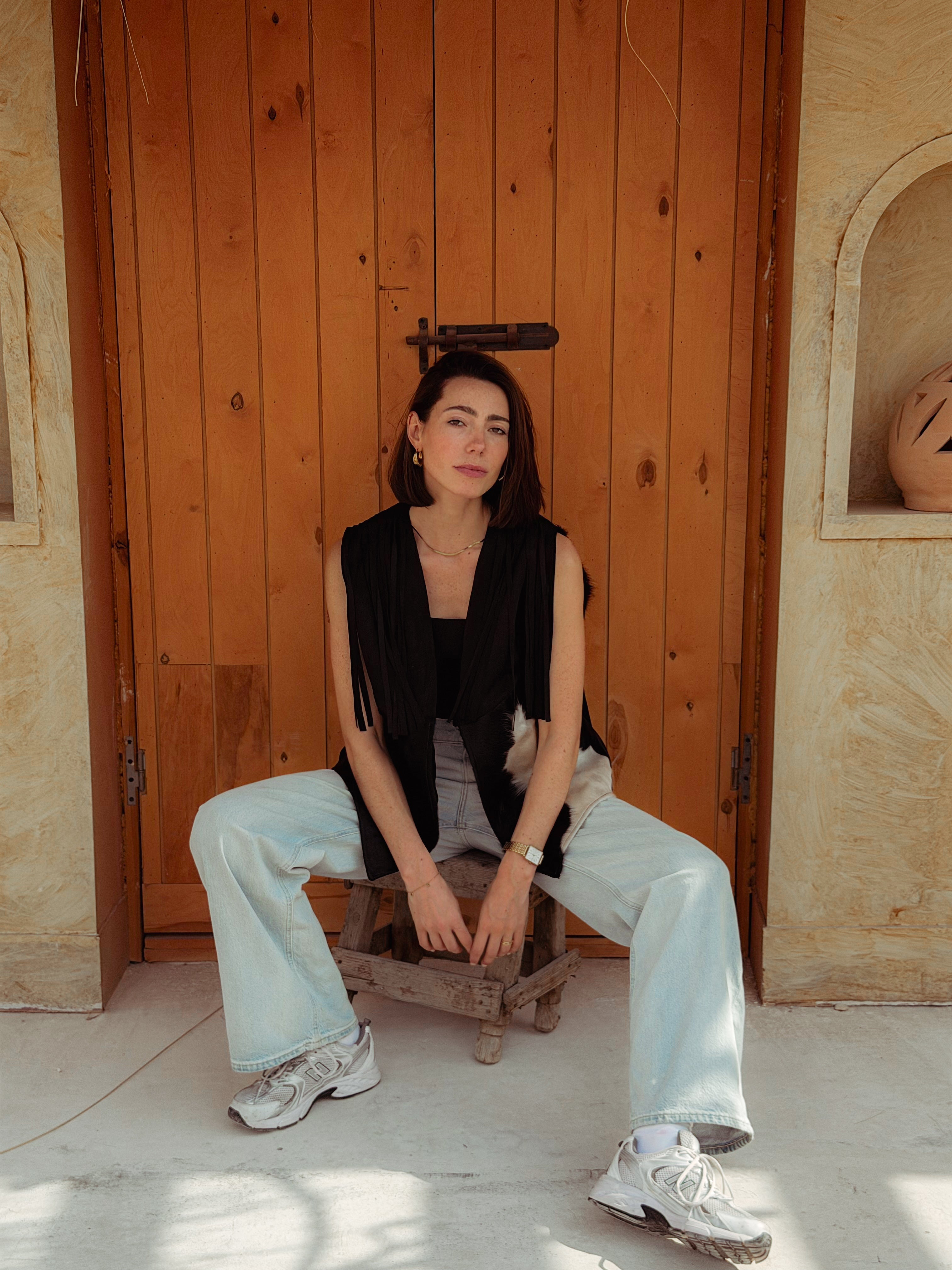 Velura Vest – Natural Cow Leather ( PATTERN 4 )