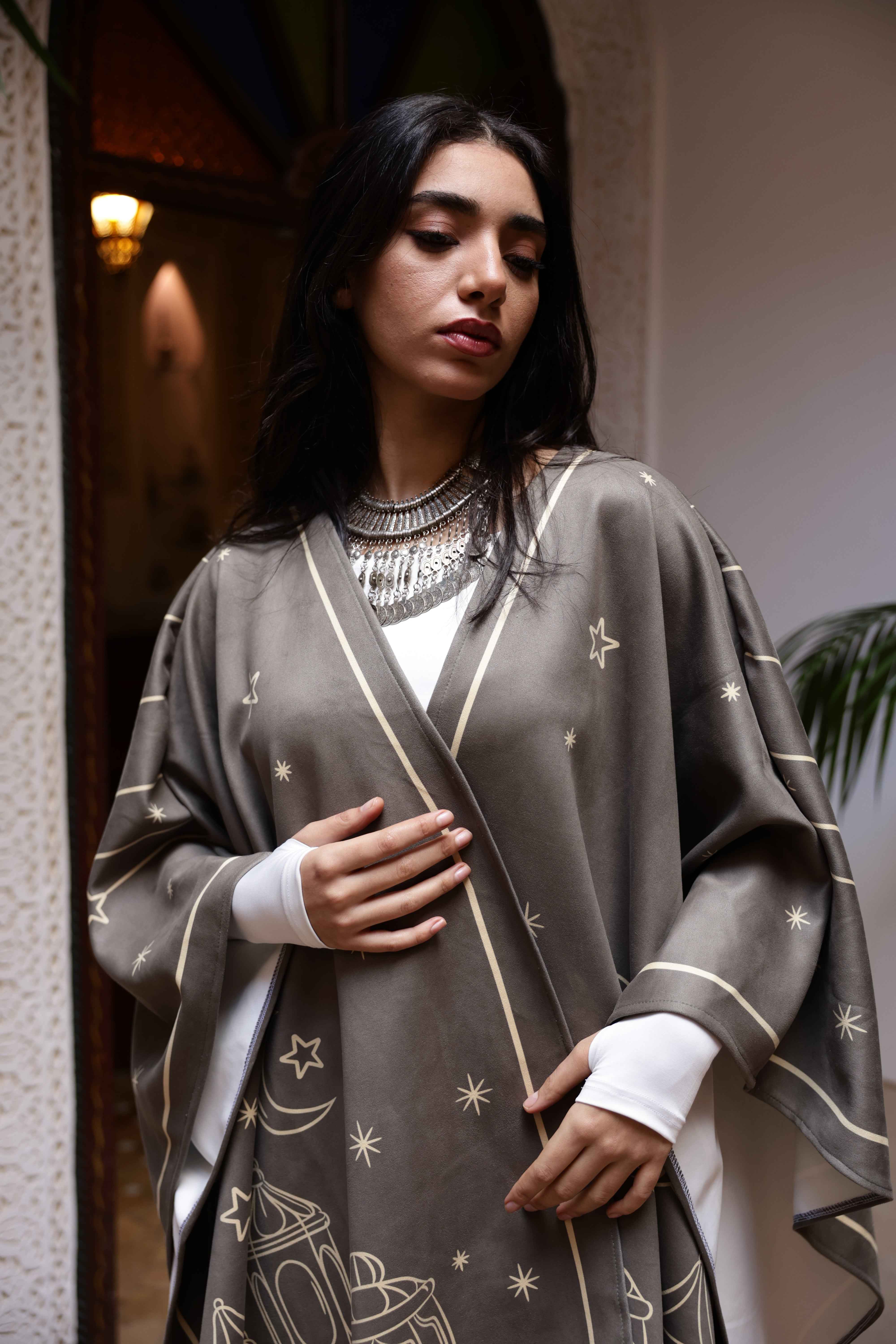 Turath Mocha Grey Cape