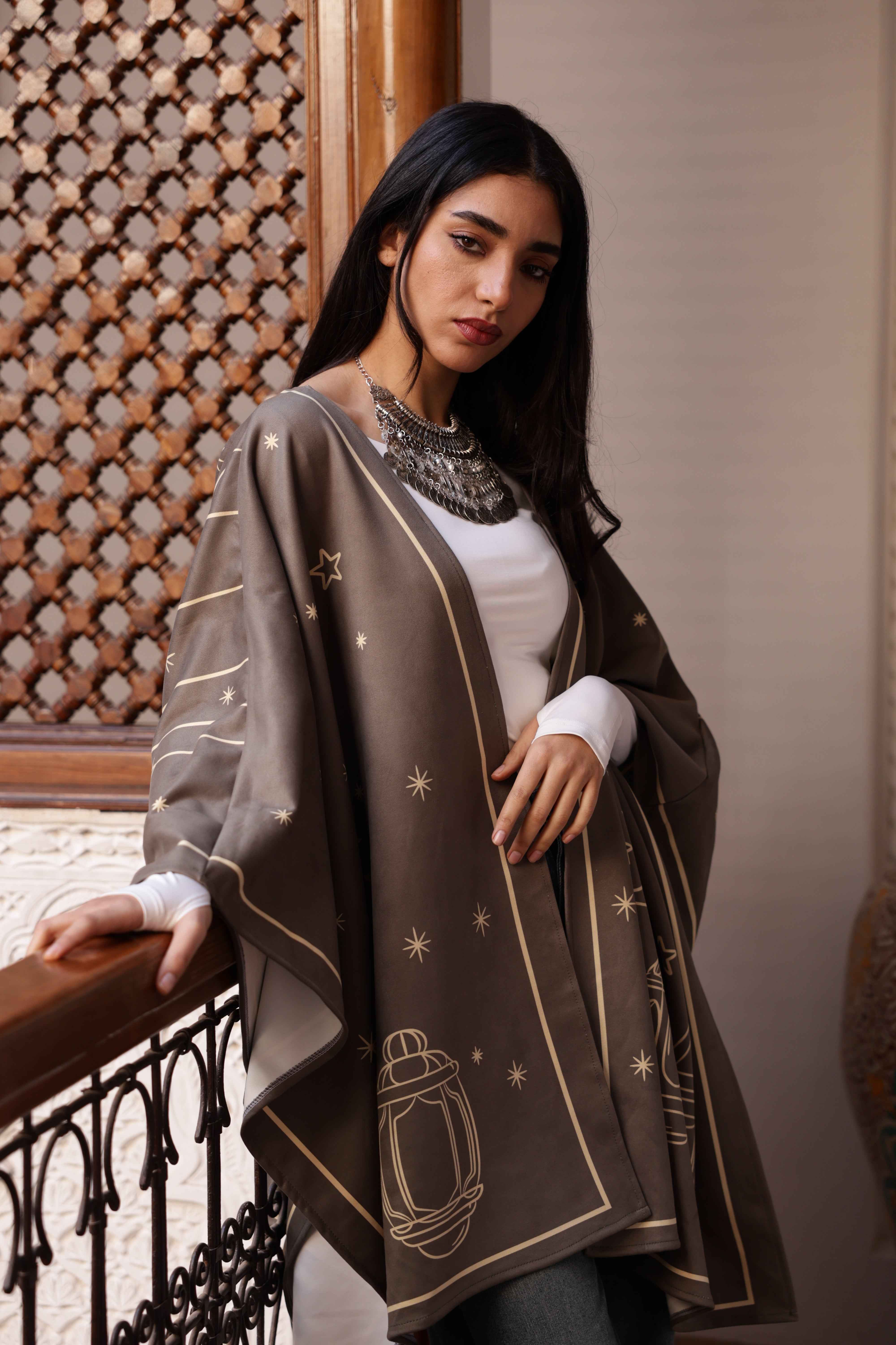 Turath Mocha Grey Cape