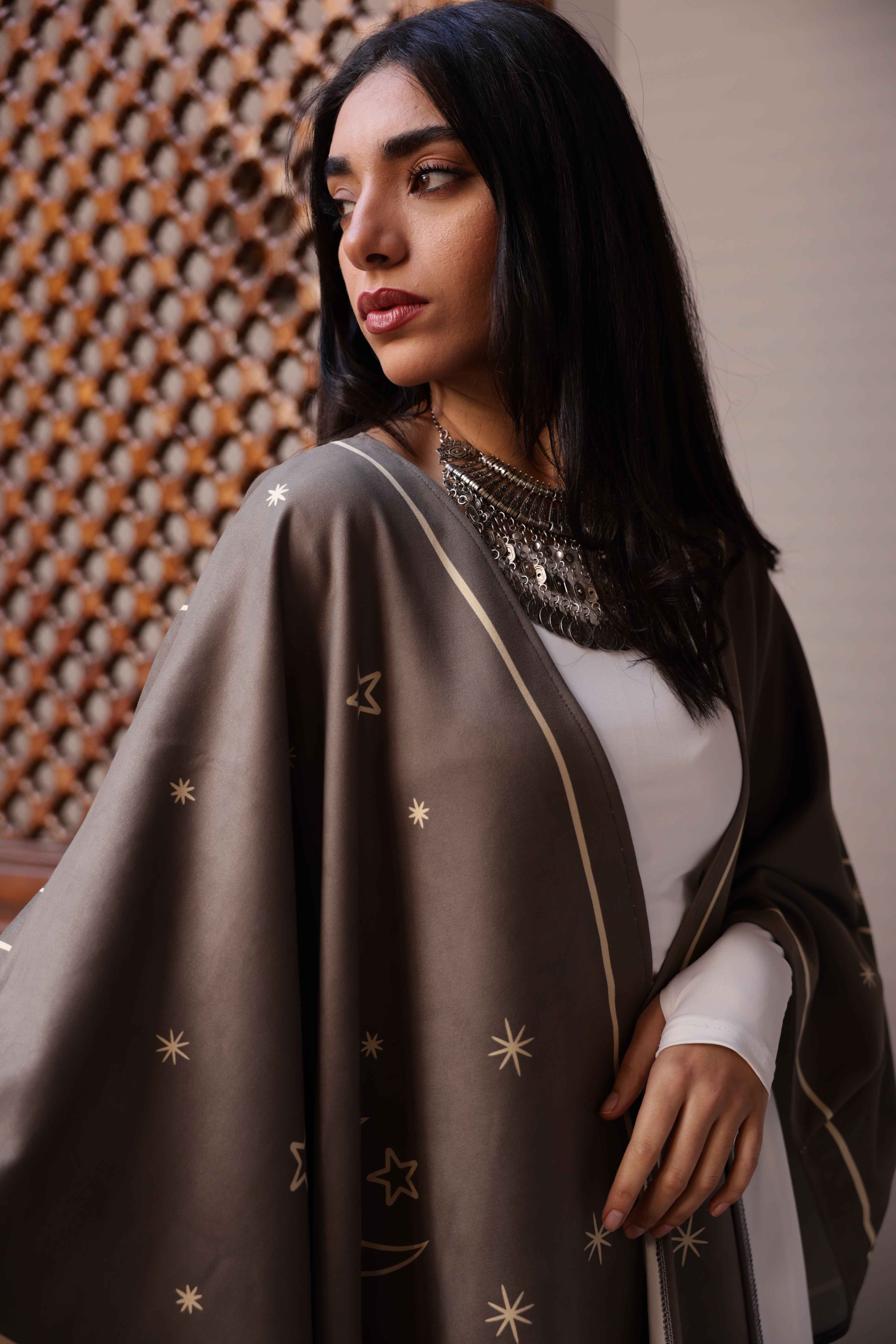 Turath Mocha Grey Cape